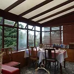 Ashgrove House