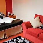 28 York Place 3*