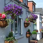 Arden Guest House, Craigmillar Castle Hotel Edinburgh