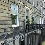 Queens Гостевой дом 4*