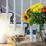 Πανσιόν Allison House 17