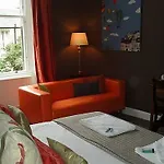 Albyn Townhouse 4*