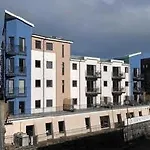 Hotel apartamentowy Fountain Court - Harris 4*