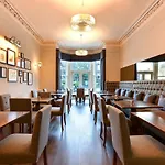 Otel The Roseate - Small Luxury Of The World