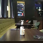 The Place Otel Edinburgh