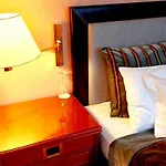Hotel Travelodge Waterloo Place 3*