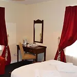 York House 2*