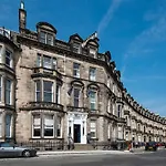 Travelodge Haymarket 3* אדינבורו