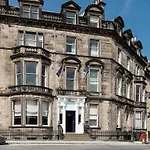 Travelodge Haymarket מלון אדינבורו