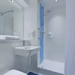 Travelodge Haymarket מלון