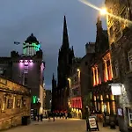 Daire Bailie Royal Mile