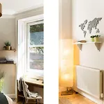 Апартаменты Beautiful, Traditional 2 Bedroom Main Door Flat *