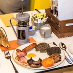 Km Hotel 3*