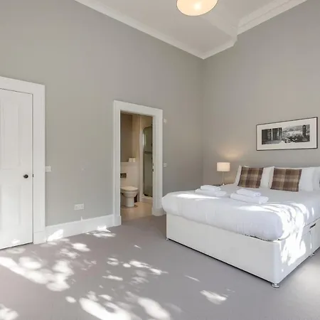 Destiny Scotland - Q-residence Apartmán