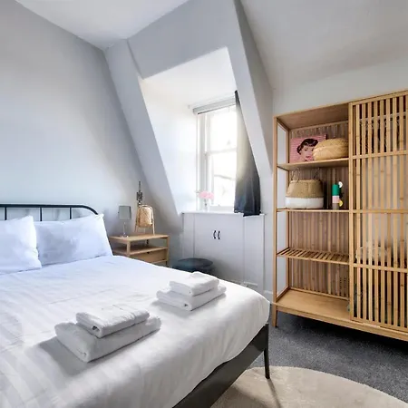 Guestready - Cosy Top-floor In Newington * Edinburgh