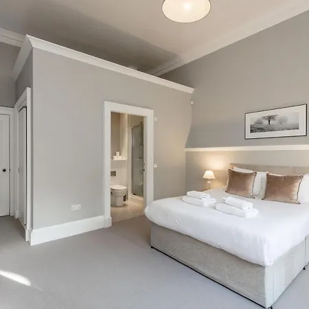 Destiny Scotland - Q-residence *