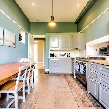 Apartament Joivy Bright & Spacious In Stockbridge