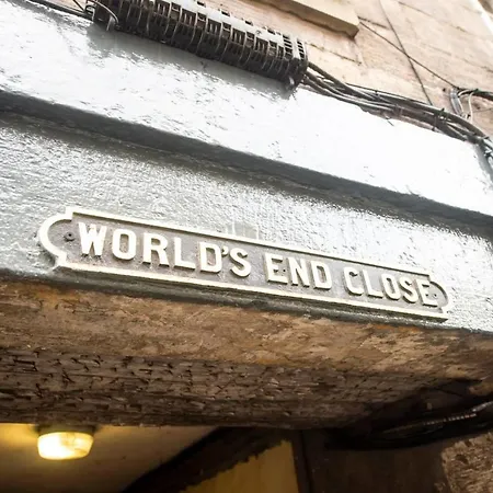 Guestready - Cosy 2br Top Floor Apt At World's End Apartment Edinburgh