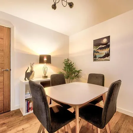 Guestready - Stylish 2 Bed With Easy Access To The Centre Edinburgh