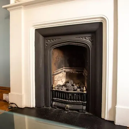 Apartment Guestready - 2br Next To The Castle - 4 Adults 1 Child Edinburgh
