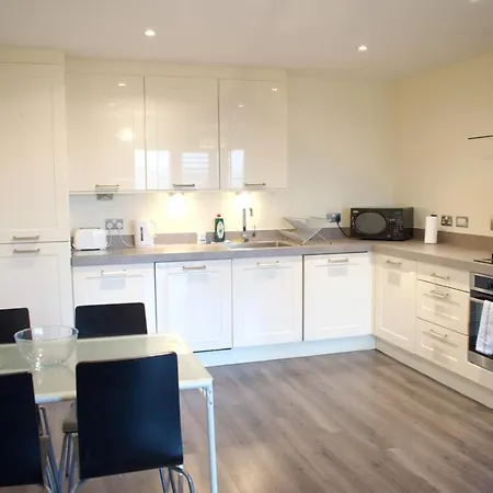Large And Modern 2 Bed 2 Bath Appartamento Edimburgo