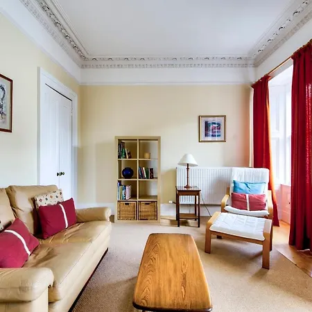 Guestready - Castle View On Quiet Street شقة إدنبرة