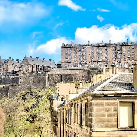 Guestready - Castle View On Quiet Street شقة *