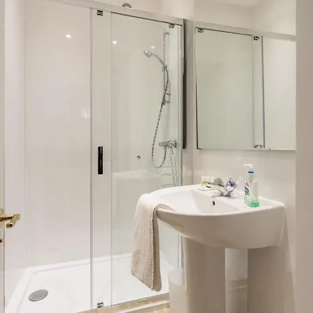 Altido Spacious 3-bed By The Meadows شقة *