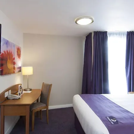 Premier East 3* Edinburgh