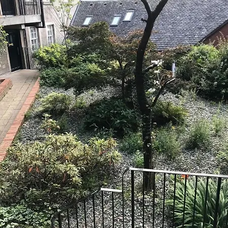 Bright 1 Bedroom Flat Elles Grassmarket Castle View * Edinburgh