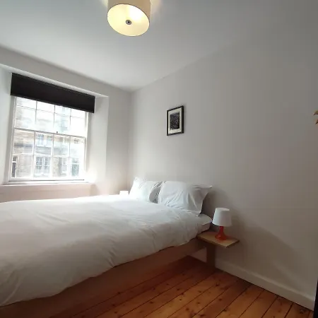 Buccleuch - Cosy Grnd Floor Flat Near The Meadows