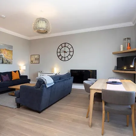 Apartment Joivy Splendid In New Town