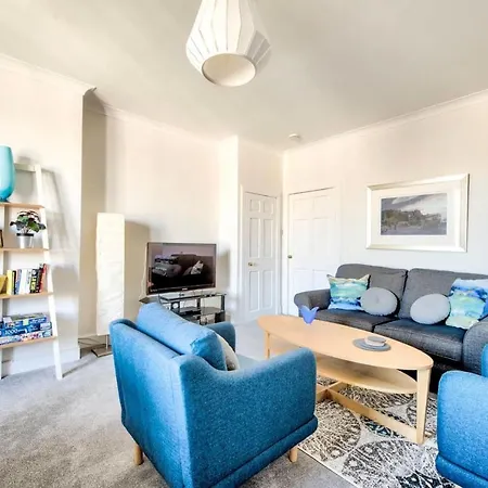 Guestready - Spacious 2br In New Town 4 Min From Tram! Apartment