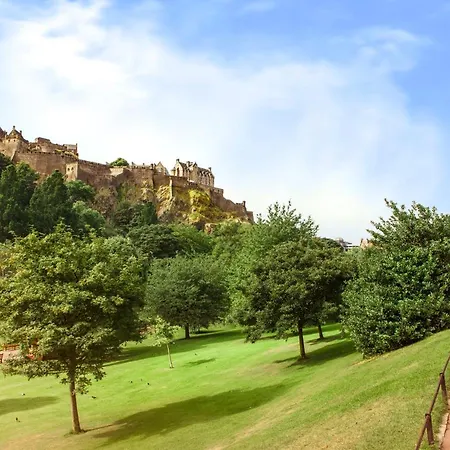 Shandwick - Centre - Sleeps 2 에든버러