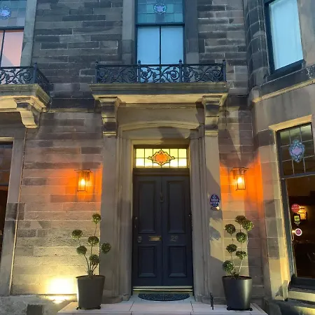 Affittacamere 23 Mayfield 5*