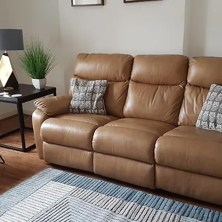 Old Town Edinburgh Apt, Walk To Castle, Royal Mile & Museums