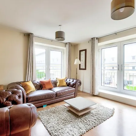 Apartment Guestready - Bright & Beautiful 2Br Flat - Free Parking *