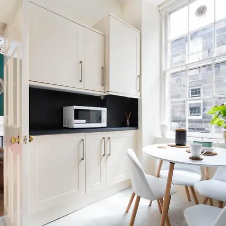 Stockbridge Two Bedroom