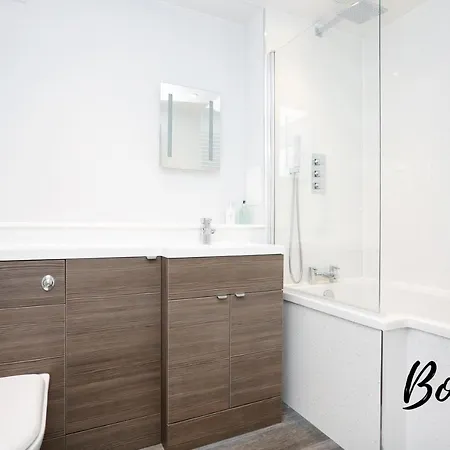 New Town 3br-2ba, On Rose Street - Free Parking By Bonjour Residences