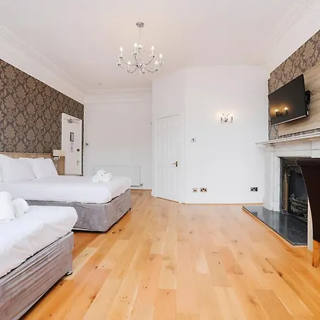 Castle Street 爱丁堡