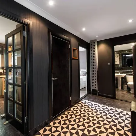 Royal Mile & Arthur's Seat Apt With Private Parking *