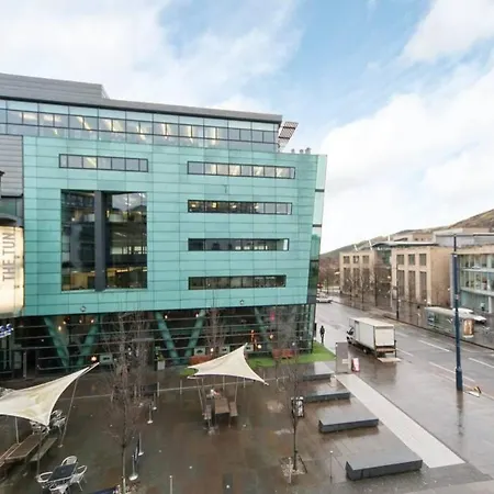 Royal Mile & Arthur's Seat Apt With Private Parking Эдинбург