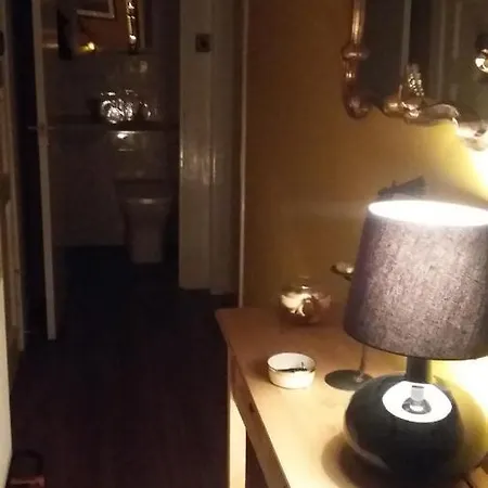 Two Bedroom With Free Side Street Parking 24 * Edinburg