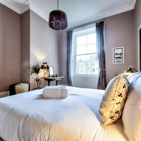 The Elite West End, Abundant 2 Bed With Character Διαμέρισμα