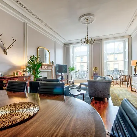 The Elite West End, Abundant 2 Bed With Character
