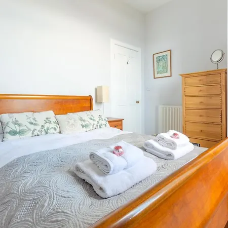 Beautiful Center 1 Bed With Park View * Edimburgo