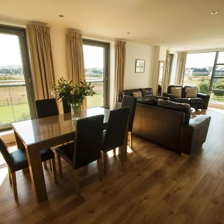 Ocean Serviced 4* Edinburgh