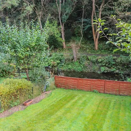 6 Coltbridge Gardens بيت للعطل