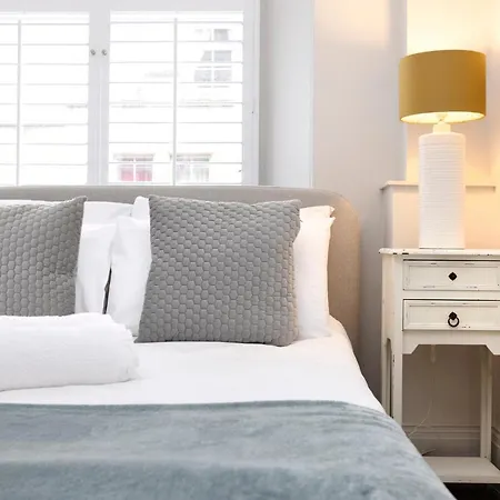 Joivy Sophisticated Near Castle *