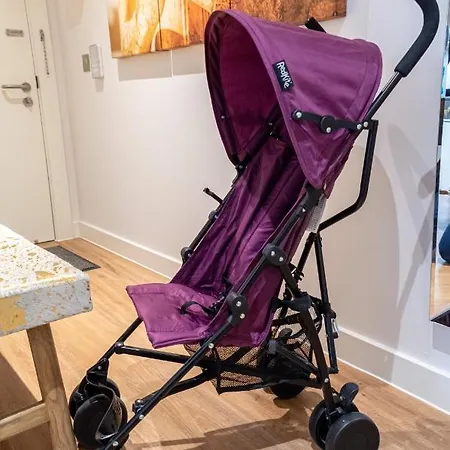 Castle View Luxury 1 Bed * Edinburgh